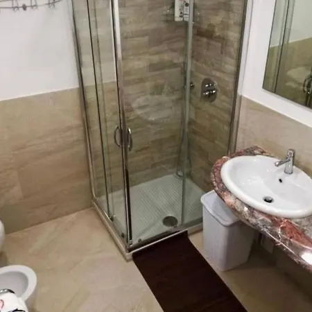 Appartamento House Maximum Napoli Esterno foto